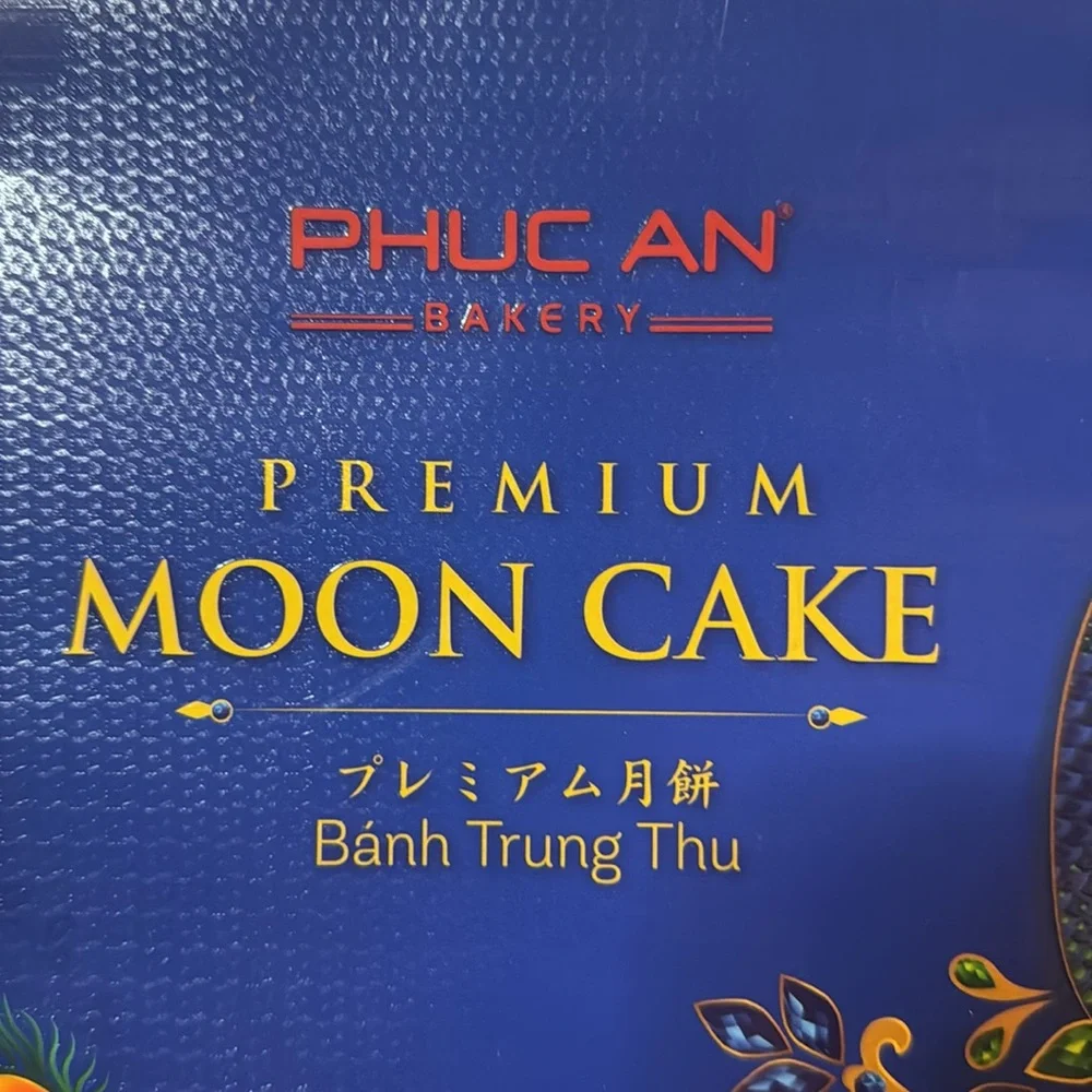 Phuc An Bakery Moon Cake Gift‎ Bag Peacock Premium Banh Trung Thu Collectible